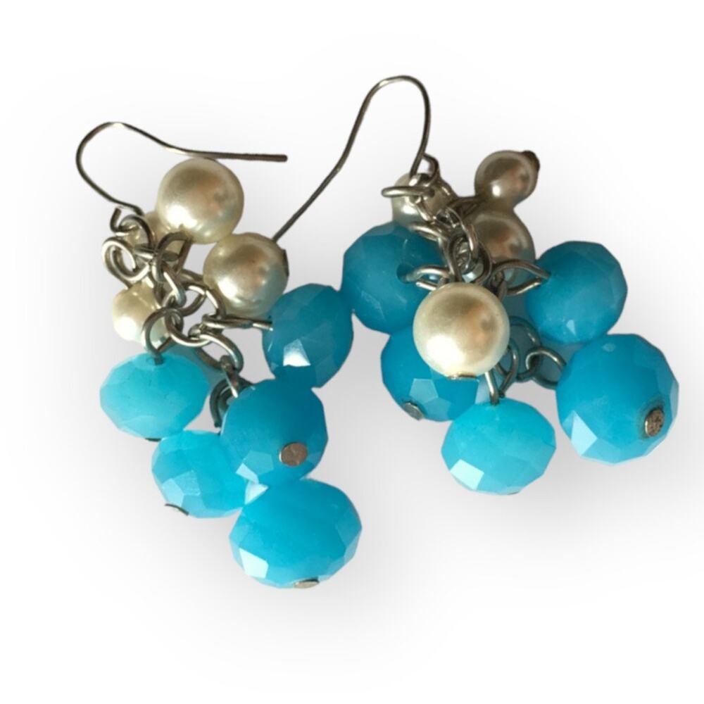 Beautiful turquoise color and faux pearl dangle drop cluster earrings